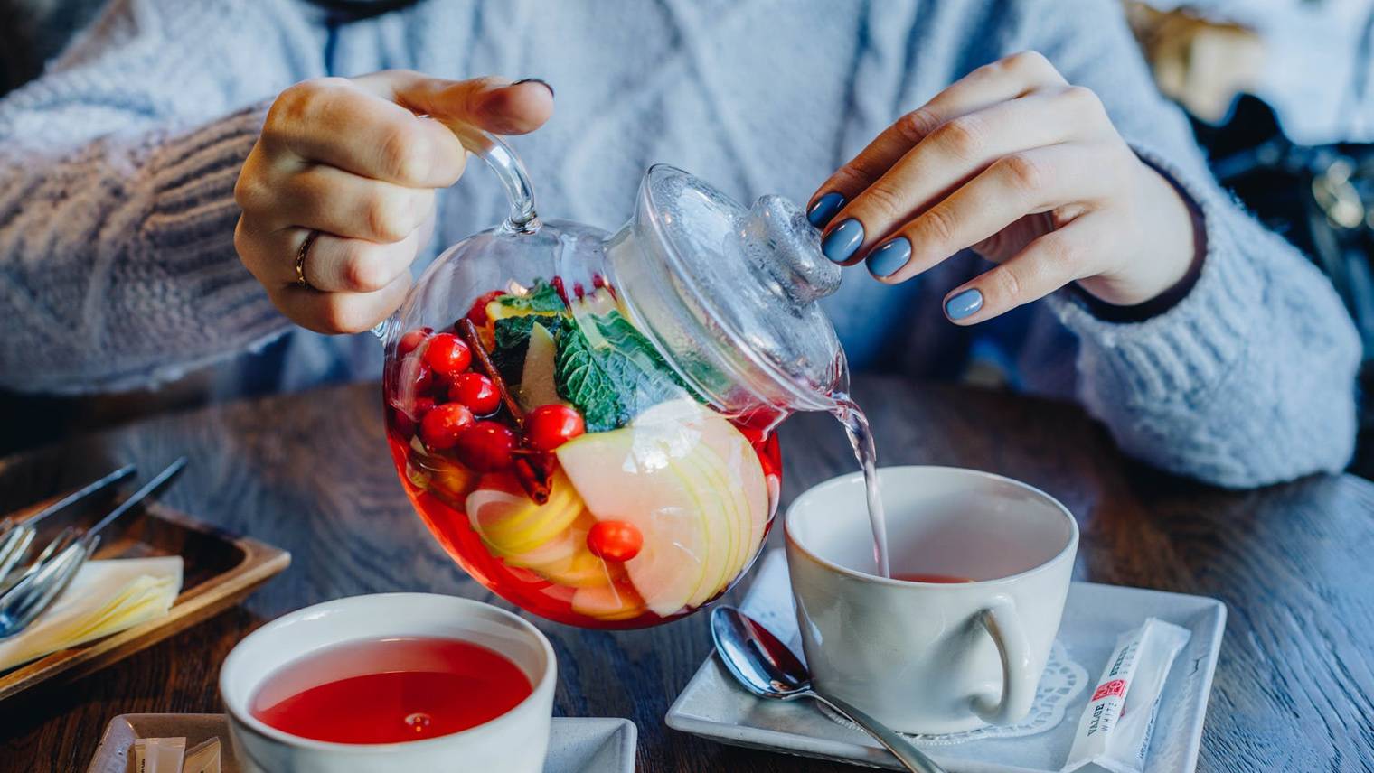 现代人朋友圈养生餐照片