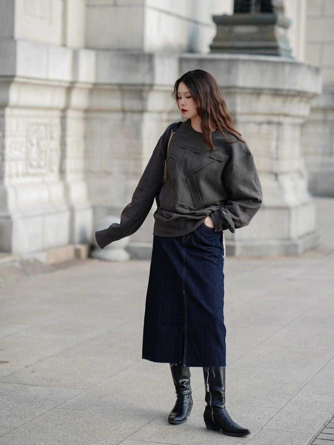 高筒靴搭配长裙示例