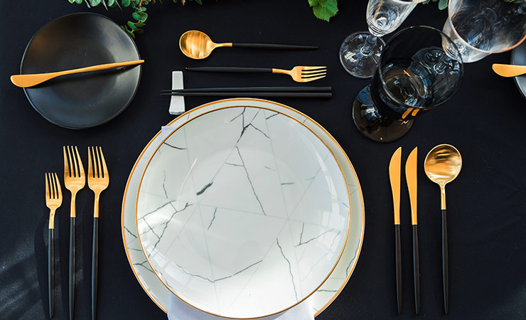 餐具摆放错误示例