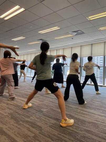 都市白领养生场景